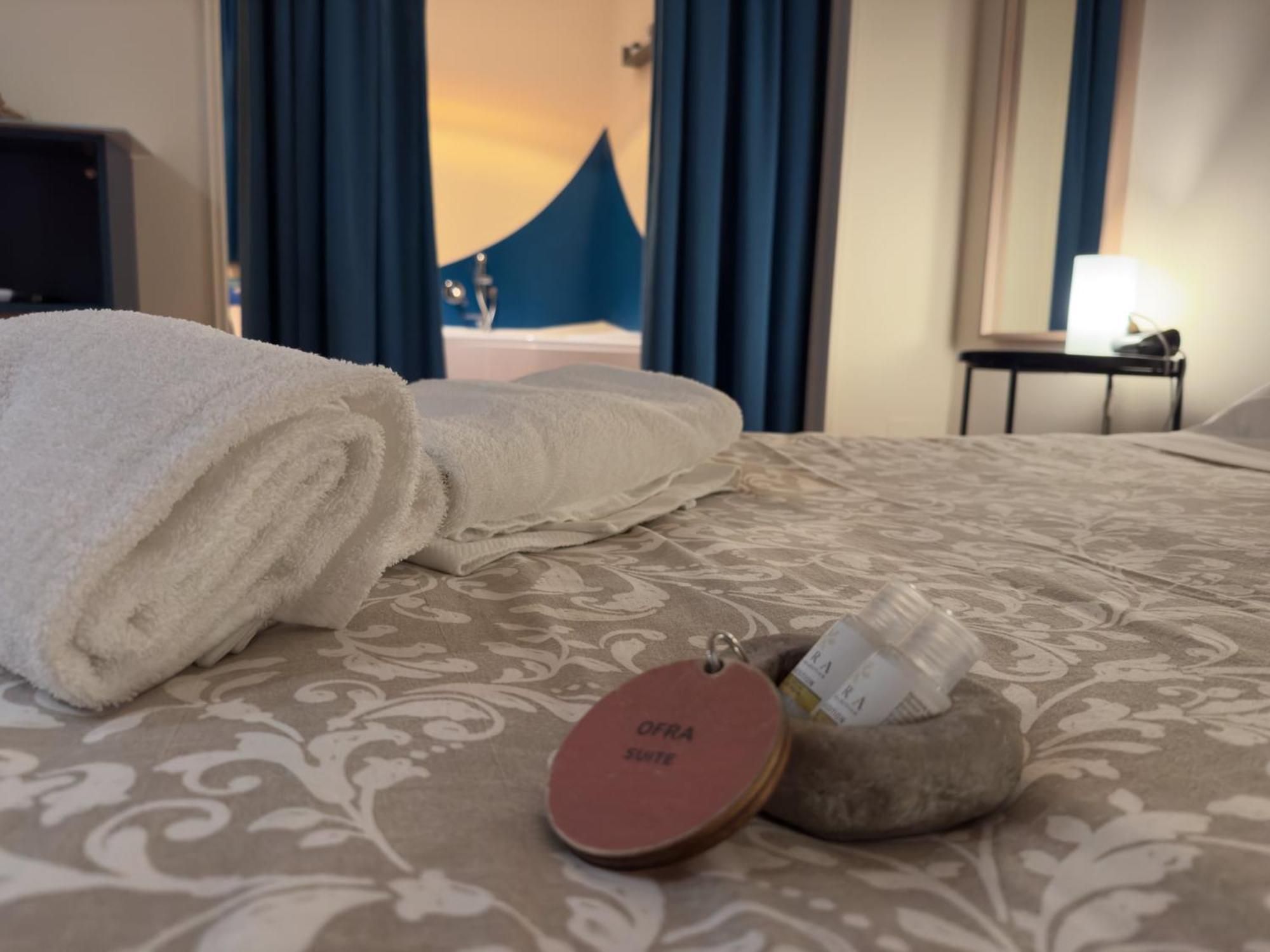 Bracco Rooms & Suites - Boutique Hotel Nel Centro Storico Di 马泰拉 外观 照片