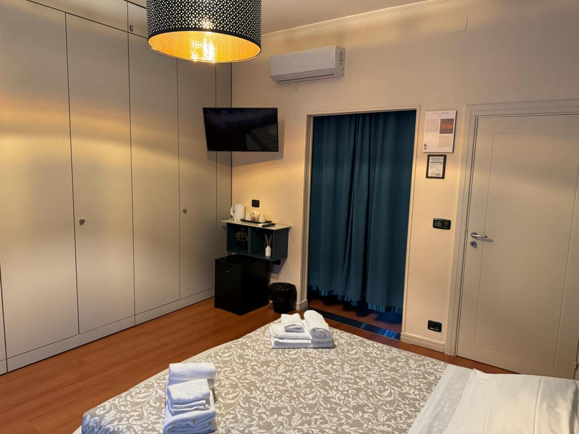 Bracco Rooms & Suites - Boutique Hotel Nel Centro Storico Di 马泰拉 外观 照片